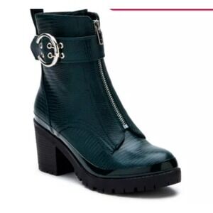 Coconuts Jimi Zip front boot size 9